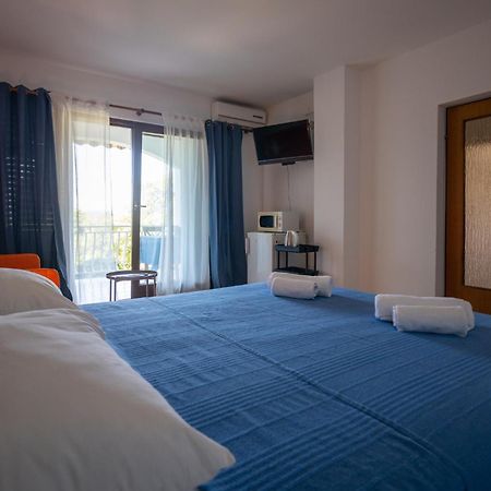 Apartments Gaja Blue Ap Sveti Filip i Jakov Buitenkant foto