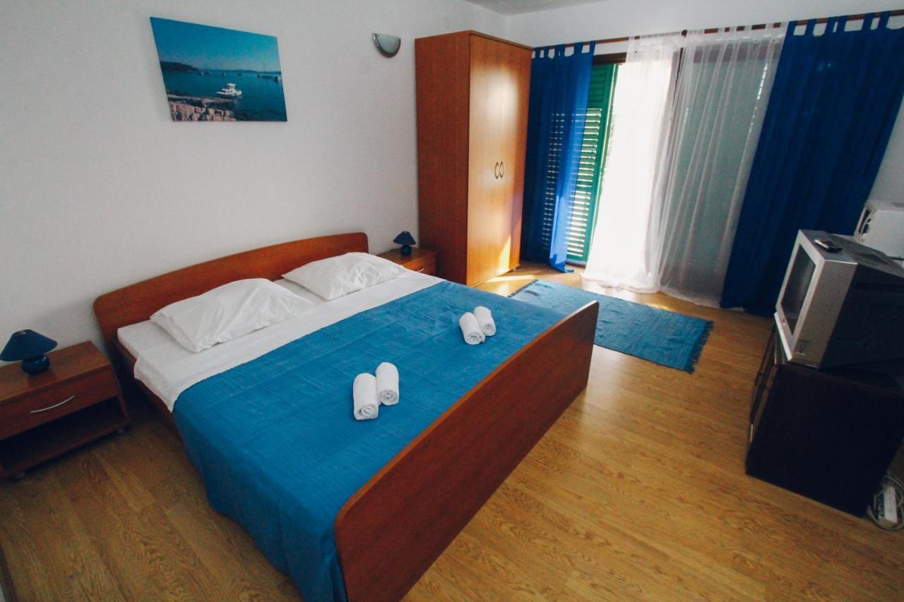 Apartments Gaja Blue Ap Sveti Filip i Jakov Buitenkant foto